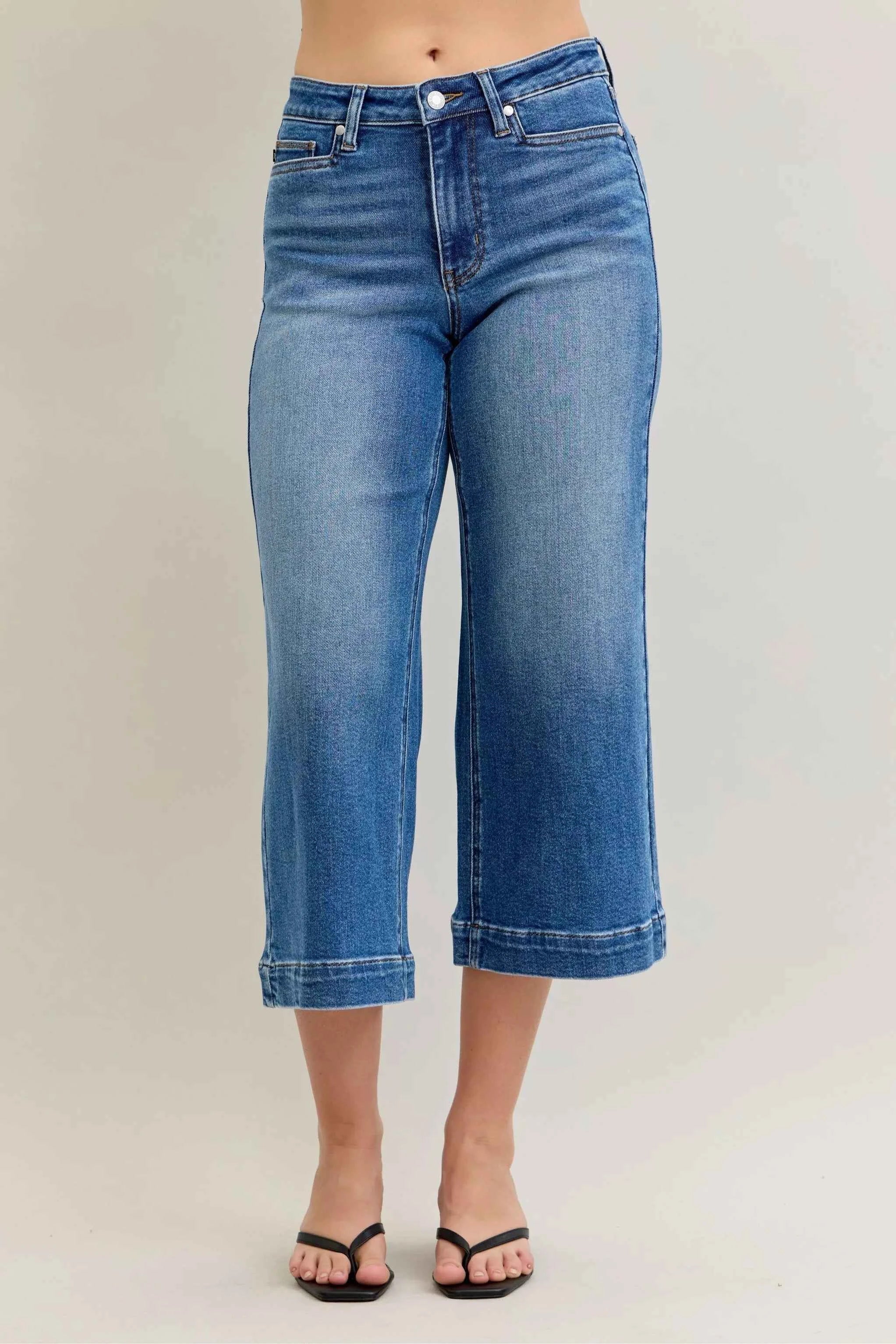 Judy Blue Mid Rise Crop Wide Leg Jeans Judy Blue Mid Rise Crop Wide Leg Jeans