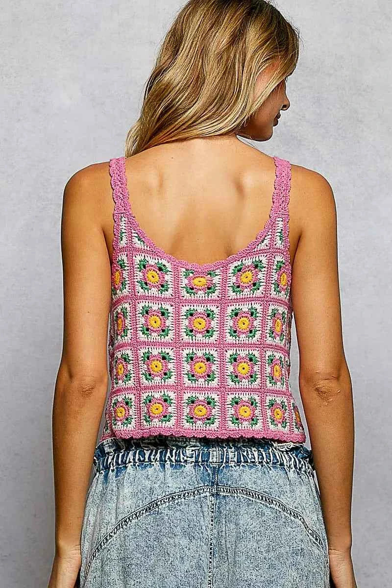 POL Scalloped Edge Cropped Crochet Cami with Granny Square Pattern POL Scalloped Edge Cropped Crochet Cami with Granny Square Pattern
