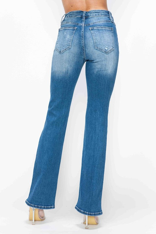 bytos Full Size Distressed High Rise Jeans with Pockets bytos Full Size Distressed High Rise Jeans with Pockets