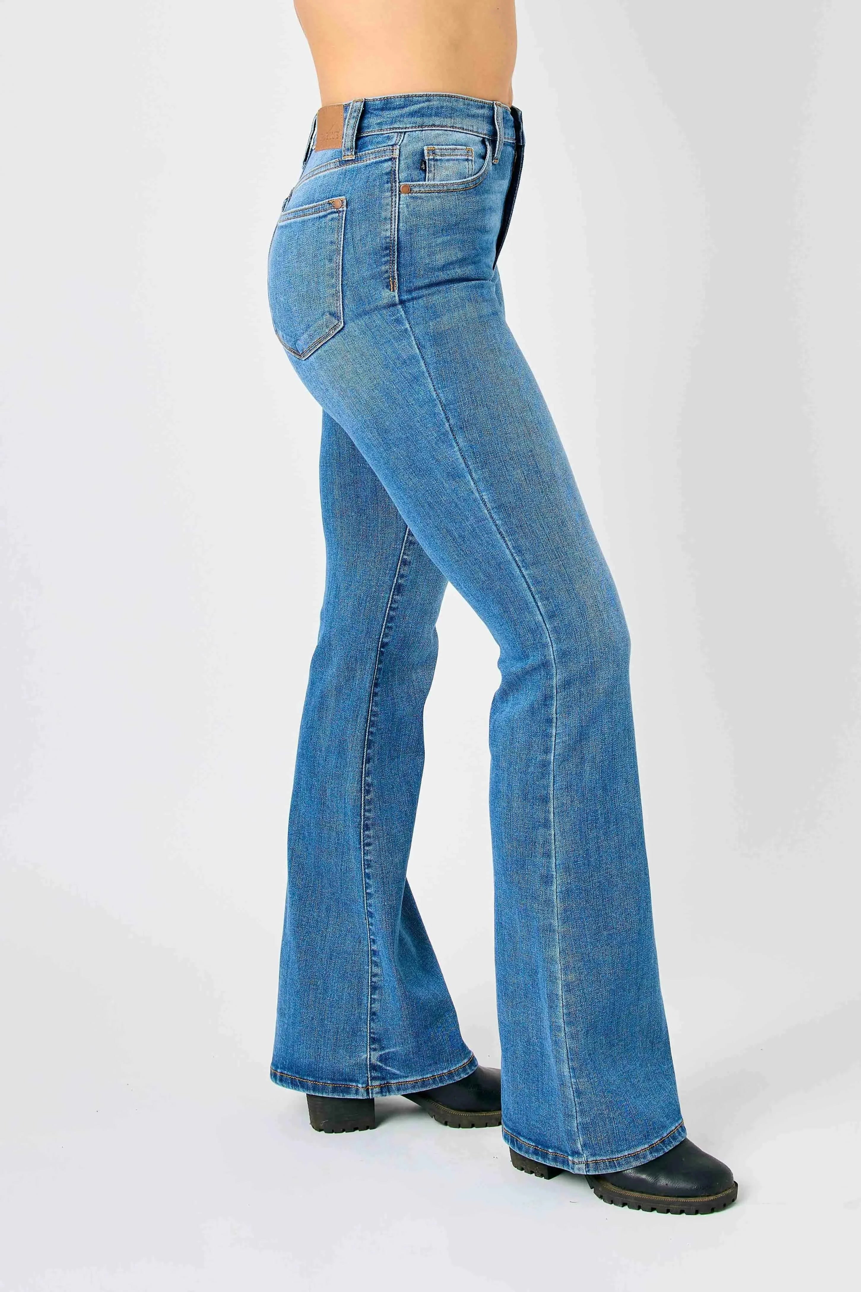 Judy Blue Full Size Hw Classic Flare Jeans Plus Size Judy Blue Full Size Hw Classic Flare Jeans Plus Size