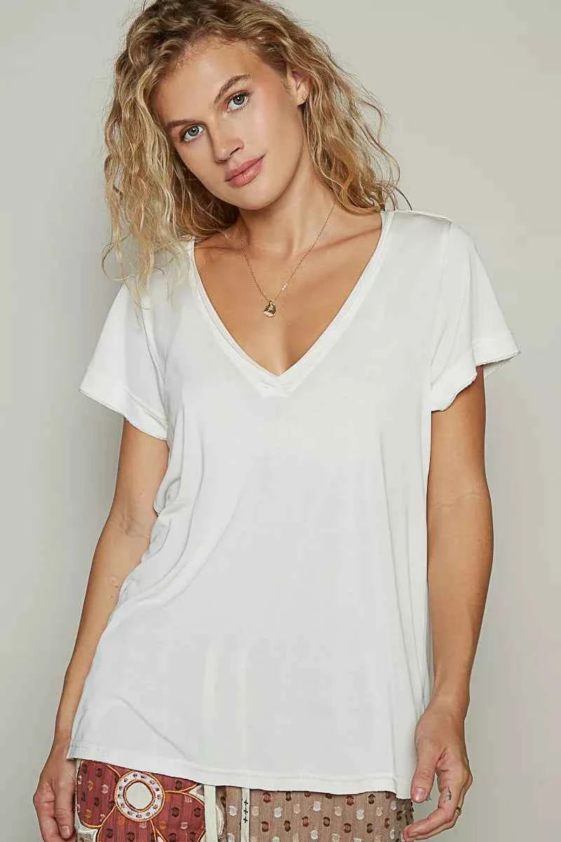 POL Basic V-Neck Short Sleeve T-Shirt POL Basic V-Neck Short Sleeve T-Shirt