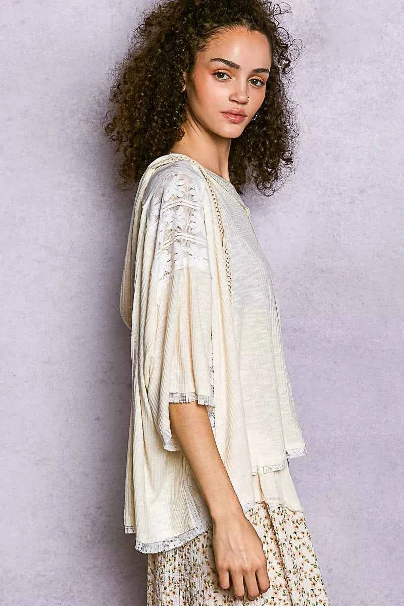 POL Short Sleeve Hoodie Top with Lace Detail POL Short Sleeve Hoodie Top with Lace Detail