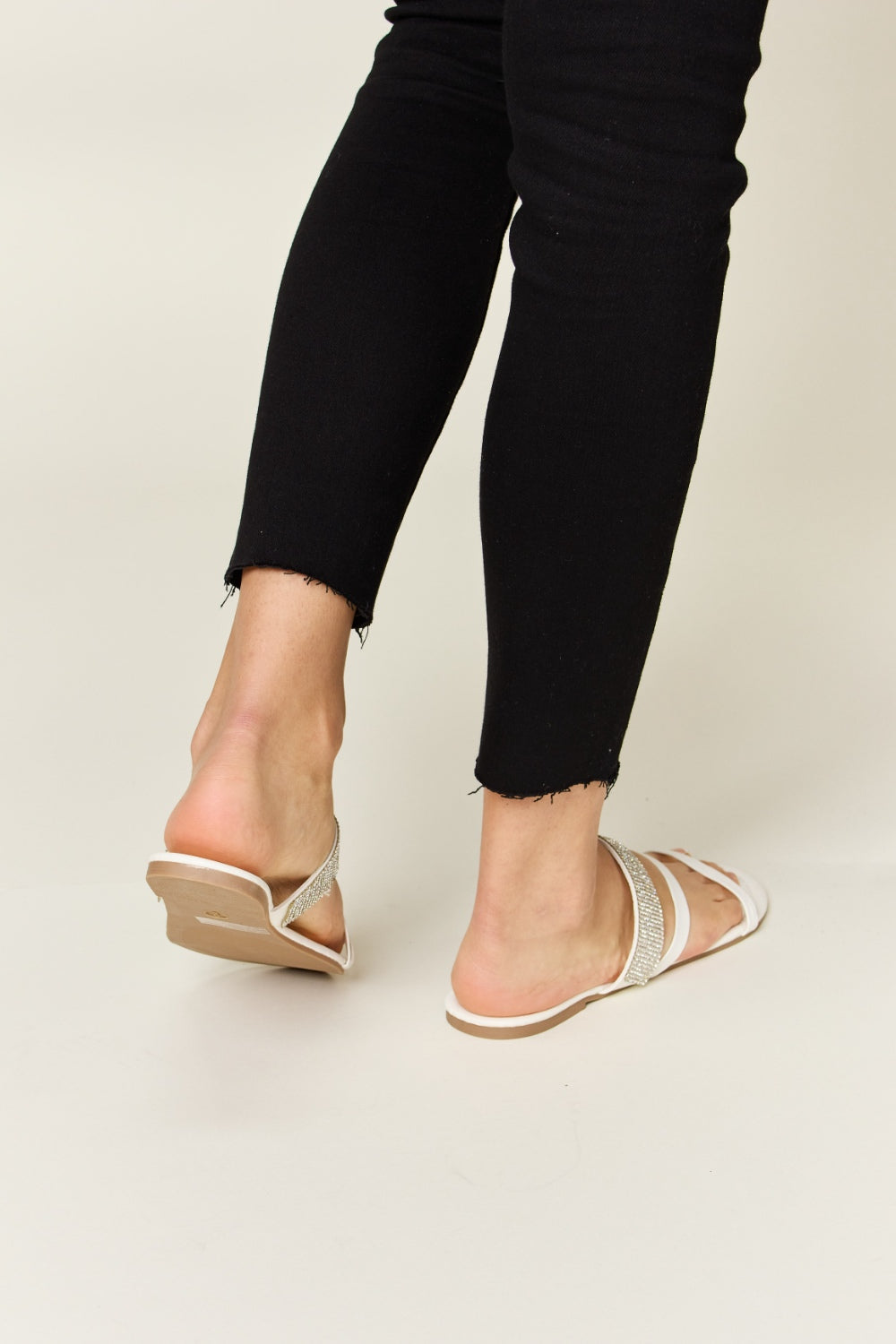 WILD DIVA Rhinestone Strappy Flat Sandals WILD DIVA Rhinestone Strappy Flat Sandals - TopFashionHQ