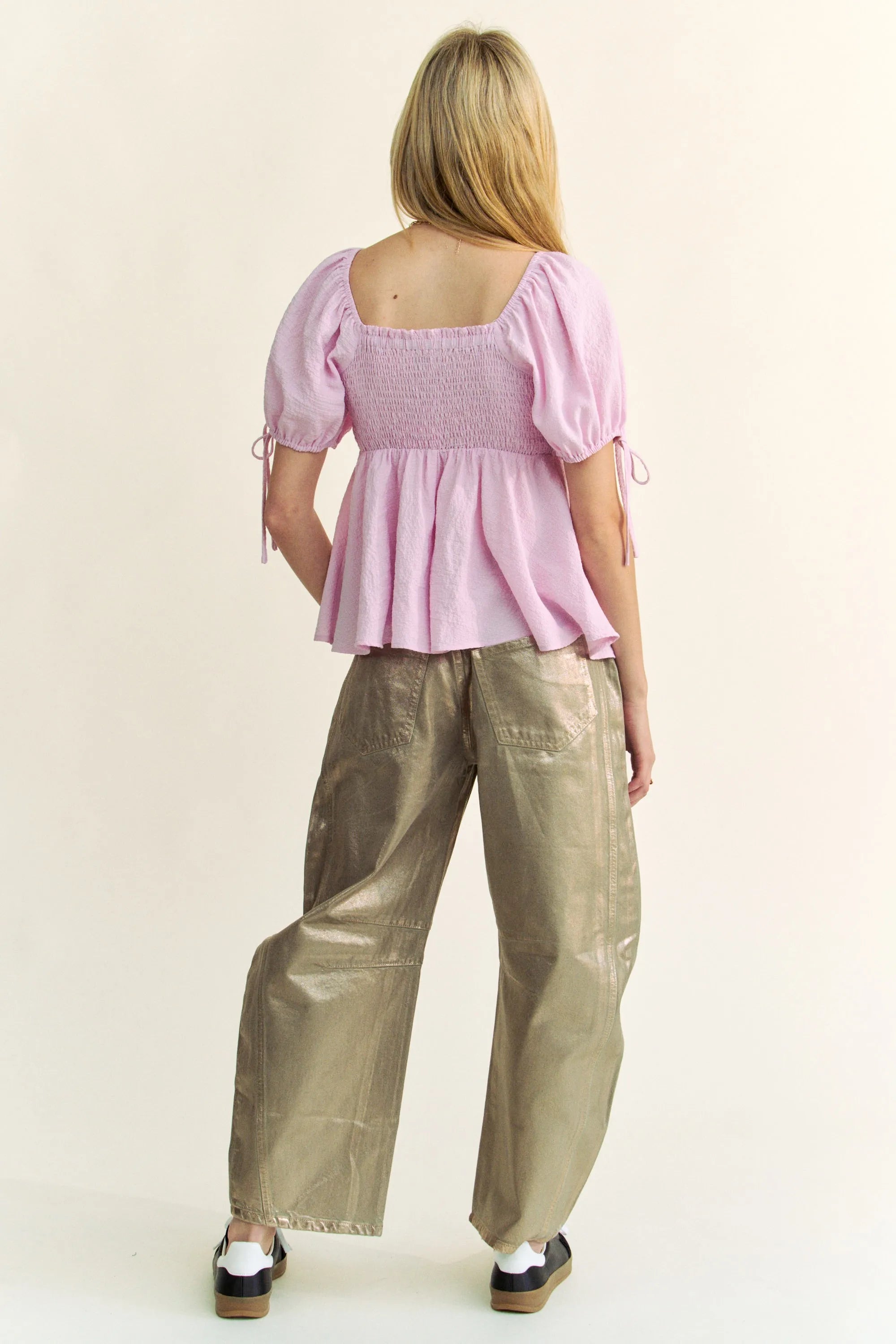 Davi & Dani Solid Elastic Peplum Puffed Sleeves Blouse e0cdf23b3c9848638f3c6ac0abca555a-Max-Origin