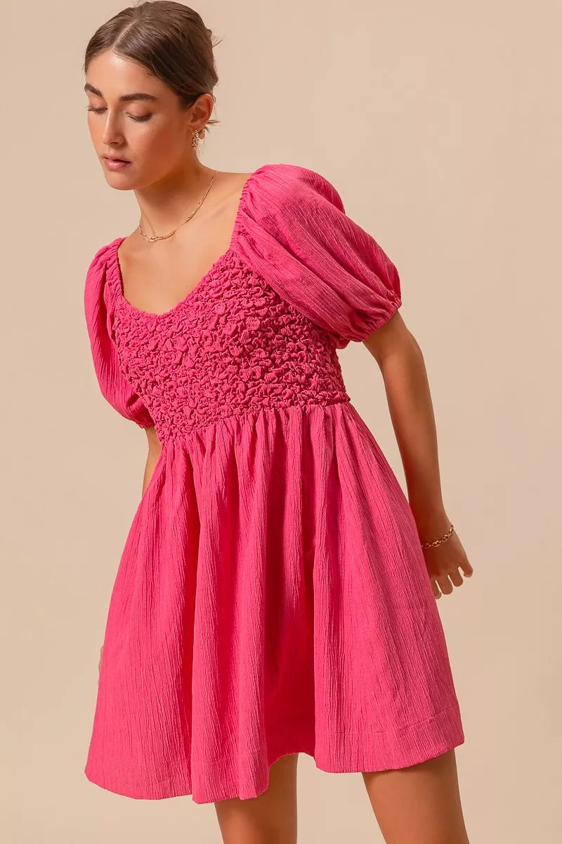 SO ME Textured Woven Daily Dress with Puff Sleeves e146b7f9-ae8a-406e-9b3e-750f73b8ef85-Max-Origin