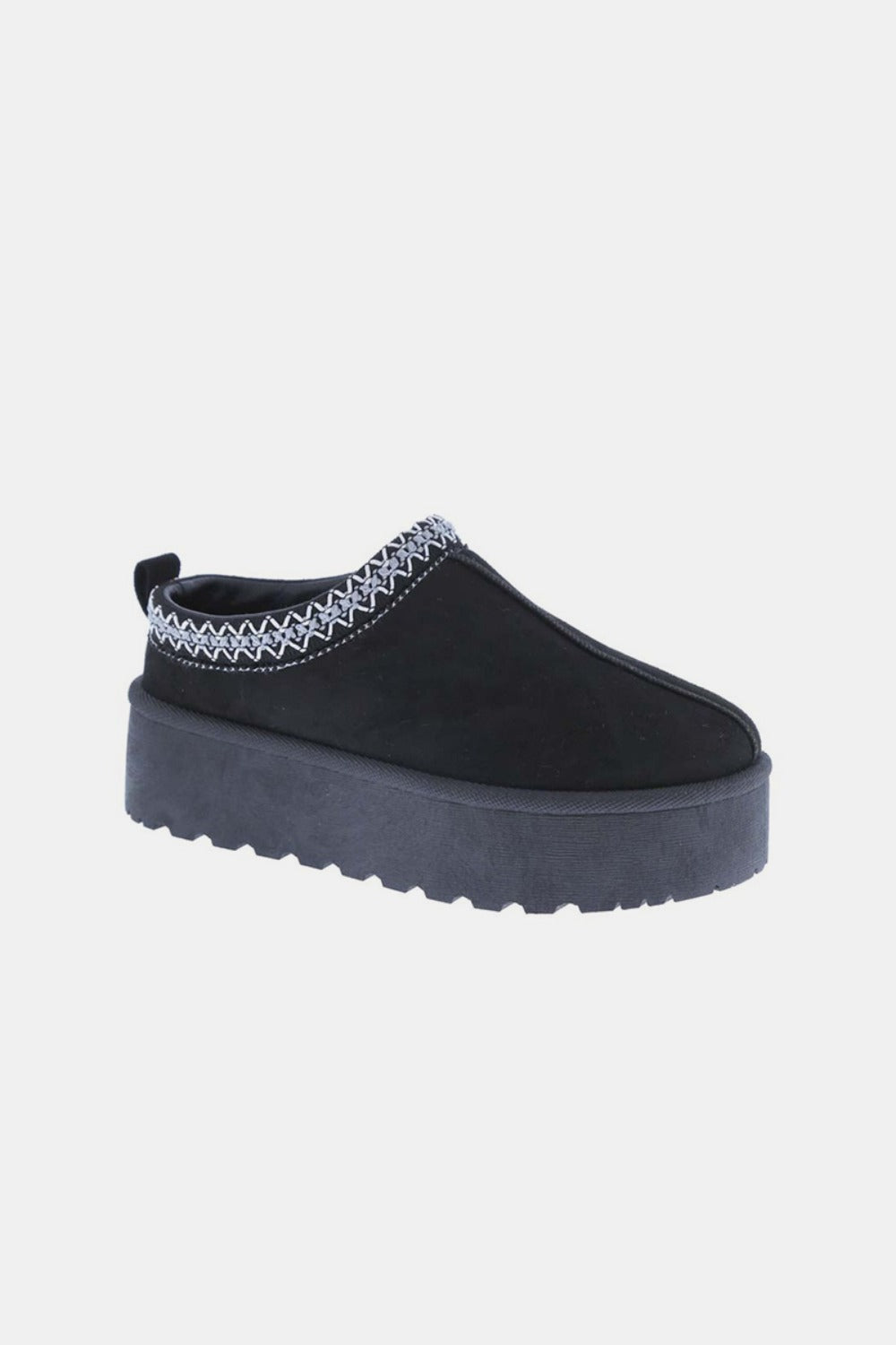 Weeboo Platform Embroidered Trim Slip-On Boots Weeboo Platform Embroidered Trim Slip-On Boots