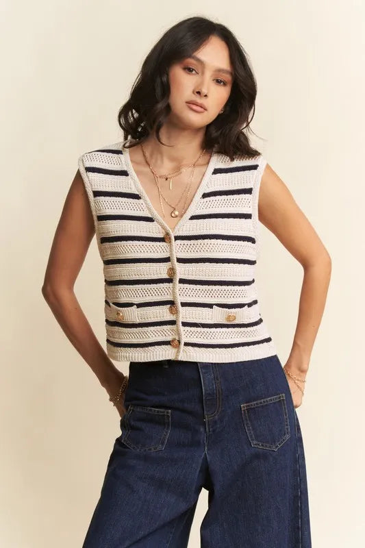 Davi & Dani Sleeveless Cropped Striped Sweater Knit Vest Top e8ea44cf-98fe-49bb-bb54-219d67759d01-Max-Origin