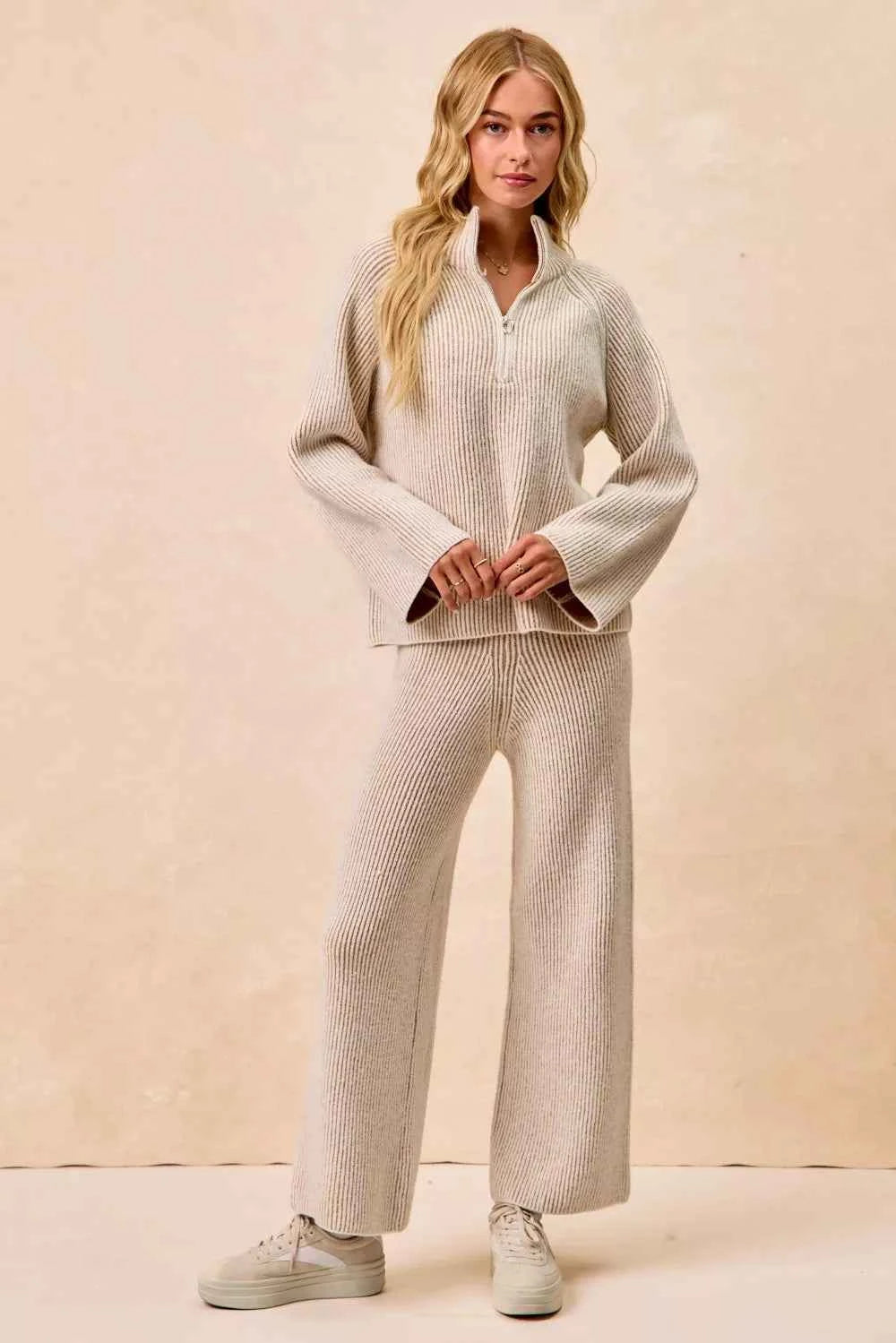 BiBi Two Tone Rib Texured Knit Collared Top with Zip Up BiBi Two Tone Rib Texured Knit Collared Top with Zip Up