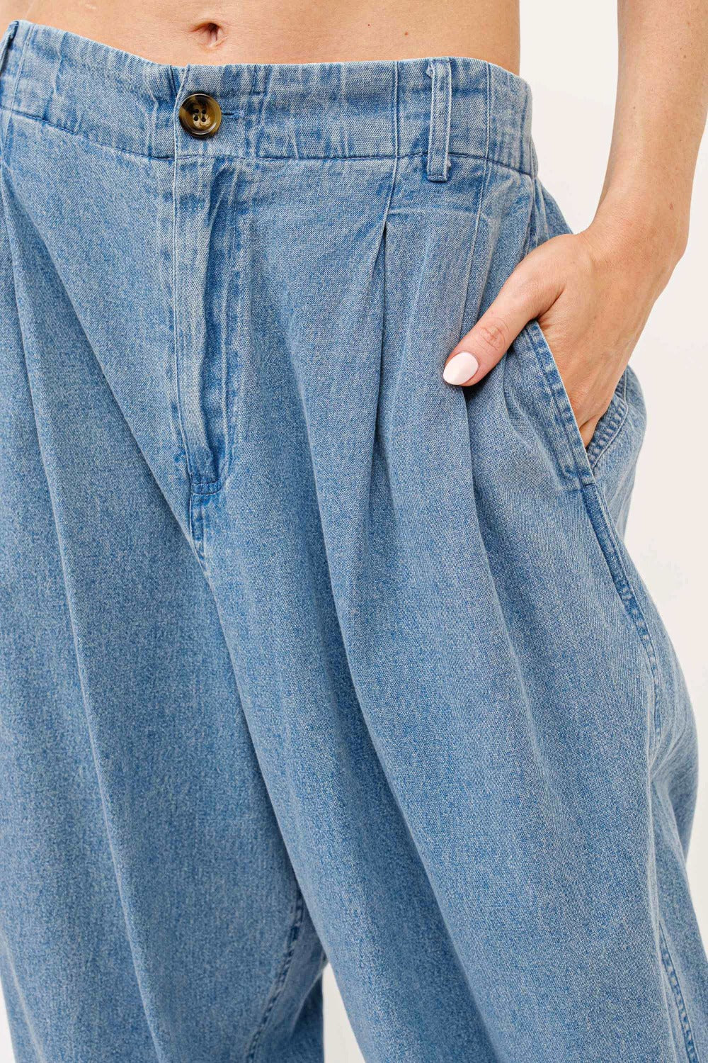 And The Why Elastic Back Pleated Baggy Jeans And The Why Elastic Back Pleated Baggy Jeans