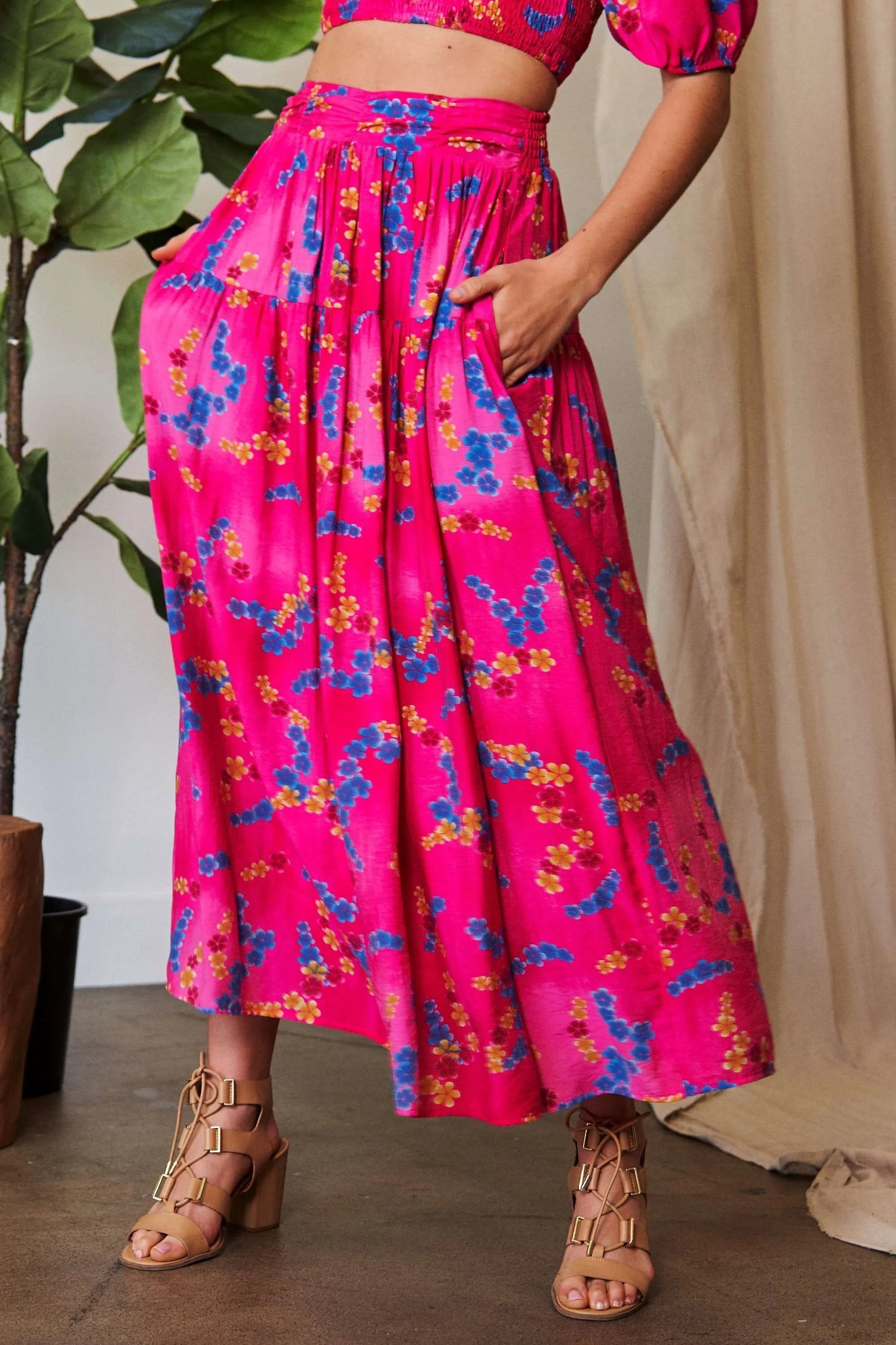 Davi & Dani Printed Smocking Waistband Ruffled Maxi Skirt ef86bca734cc442aa407361ef9ee287a-Max-Origin