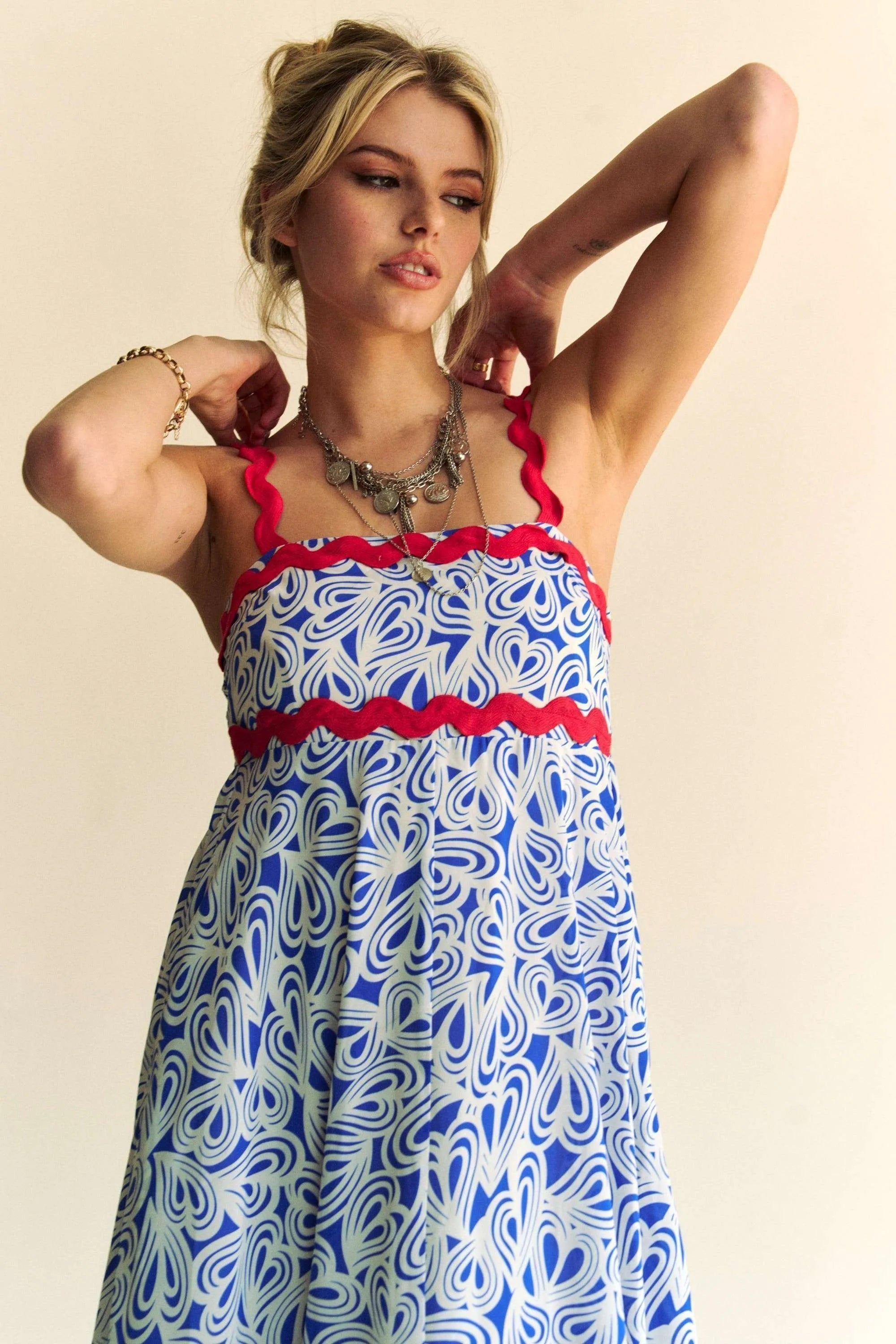 Davi & Dani Geo 2 Tone Printed Wavi Trim Tiered Maxi Dress f13f5ded3bb648cb8d9e21236f8b7a98-Max-Origin