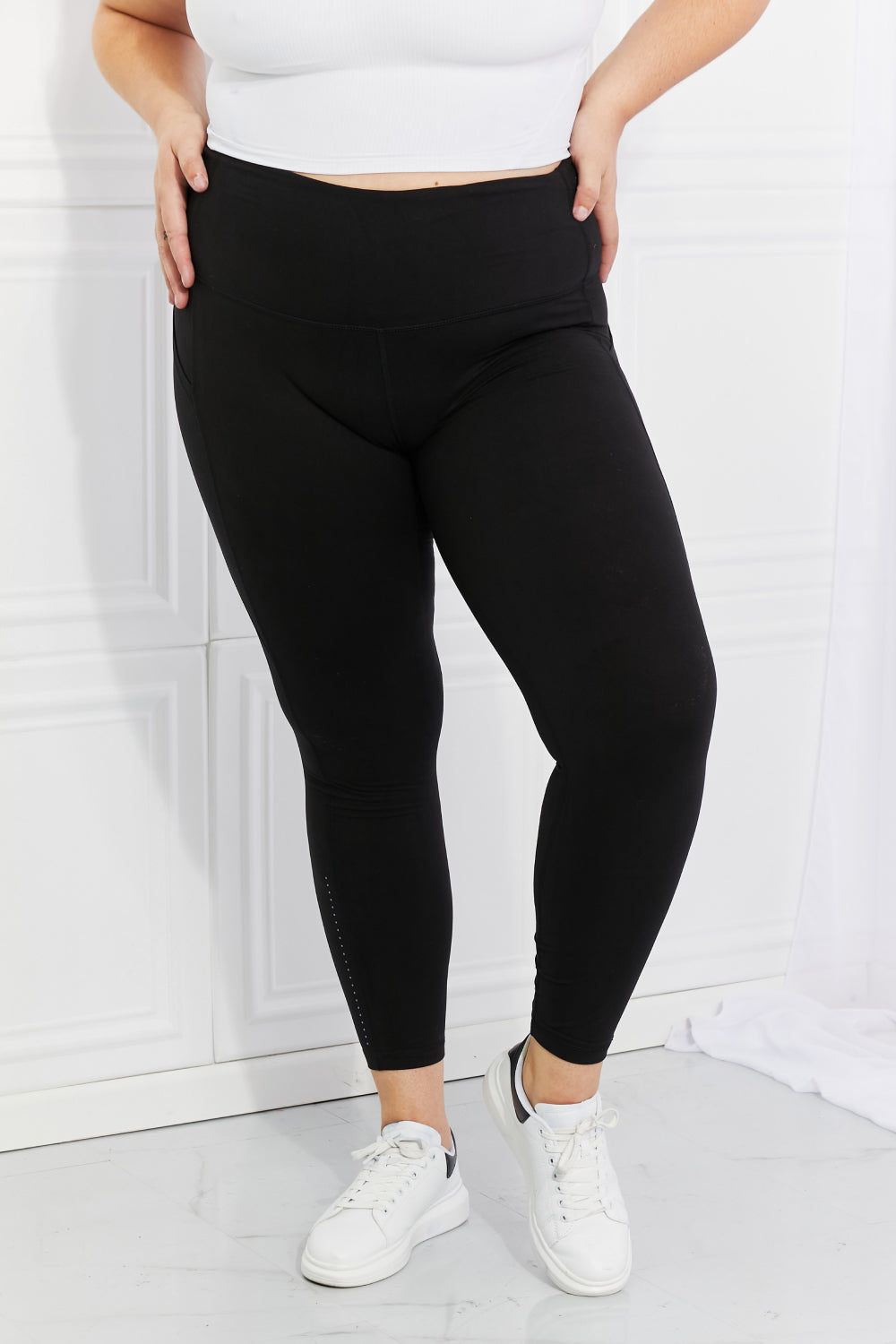Leggings Depot Full Size Strengthen and Lengthen Reflective Dot Active Leggings Leggings Depot Full Size Strengthen and Lengthen Reflective Dot Active Leggings - TopFashionHQ