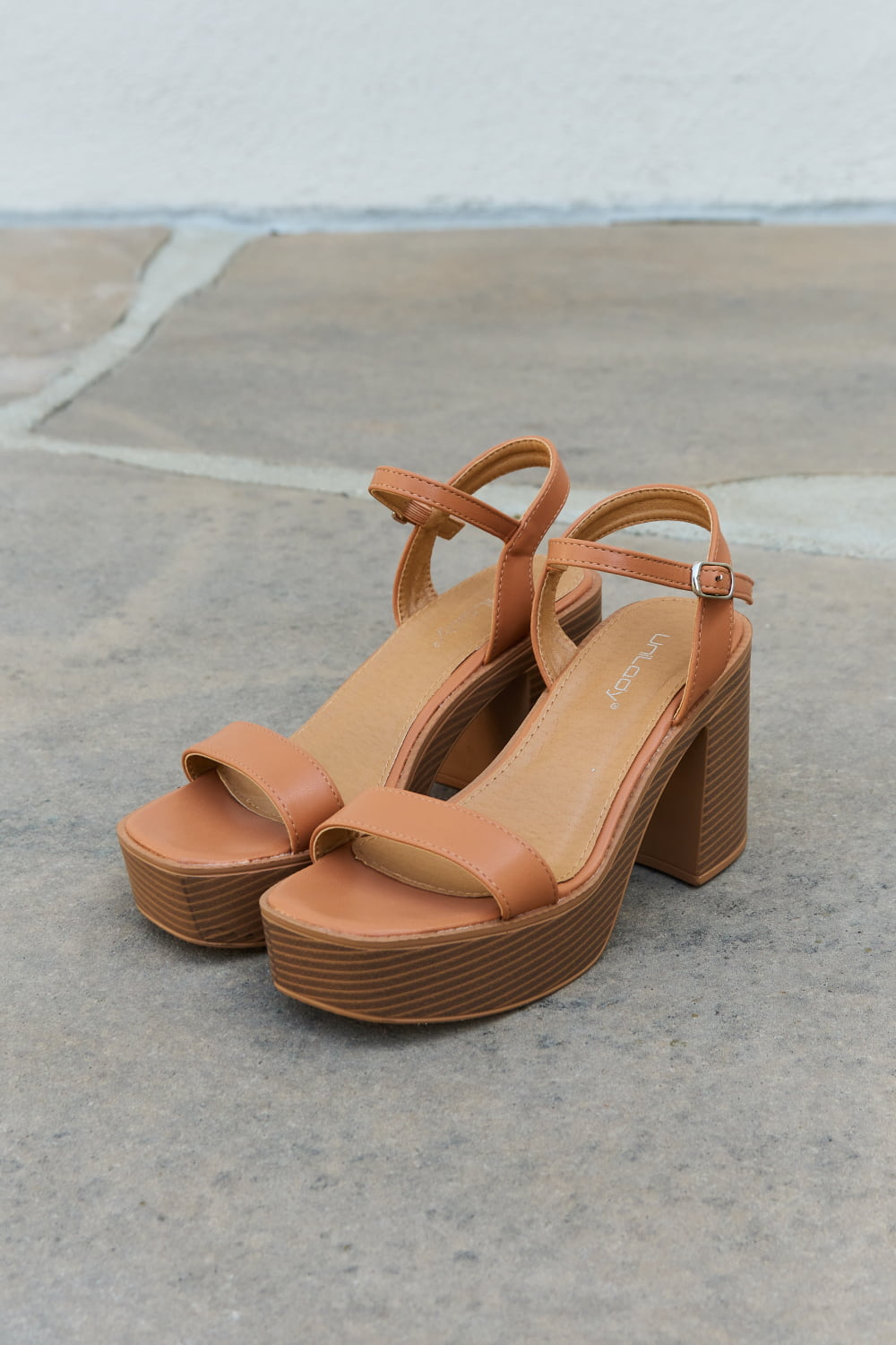 Weeboo Feel It Platform Heel Sandals Weeboo Feel It Platform Heel Sandals - TopFashionHQ