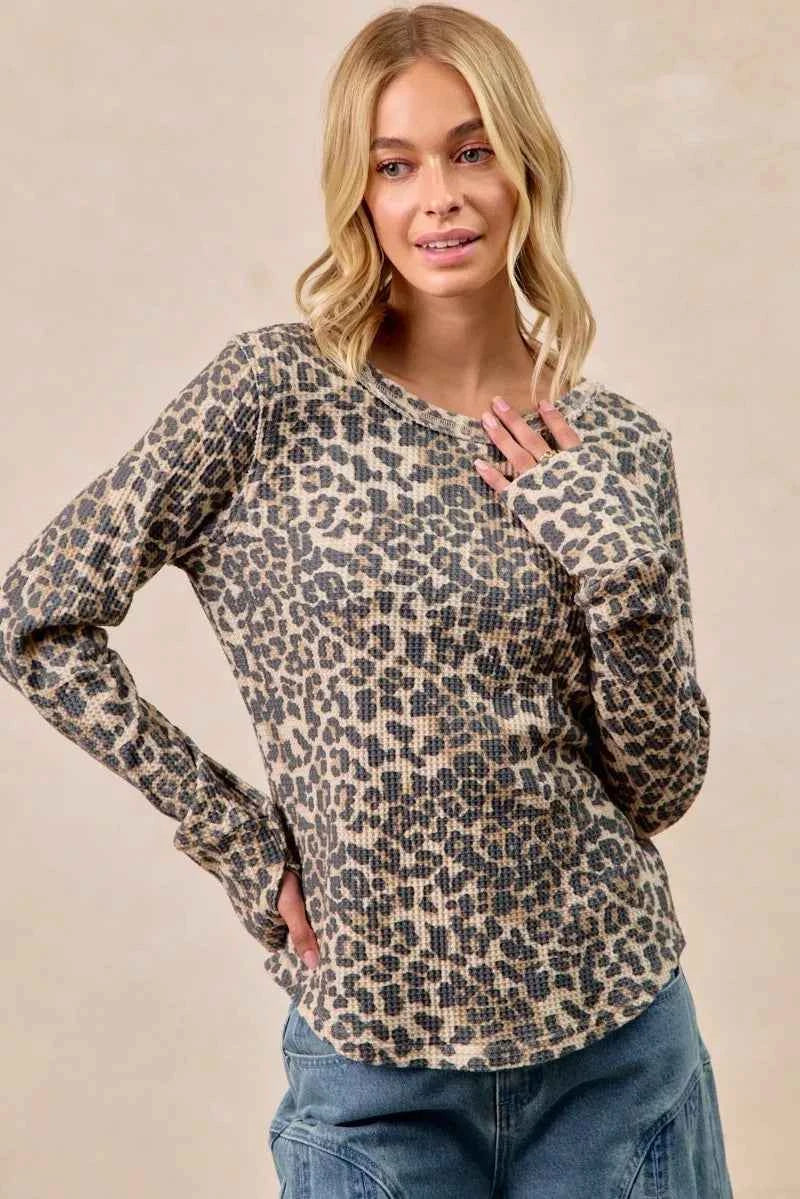 BiBi Leopard Print Washed Waffle Thermal Top with Thumb BiBi Leopard Print Washed Waffle Thermal Top with Thumb