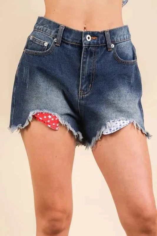 VERY J Raw Hem Pocketed Contrast Washed Denim Shorts VERY J Raw Hem Pocketed Contrast Washed Denim Shorts
