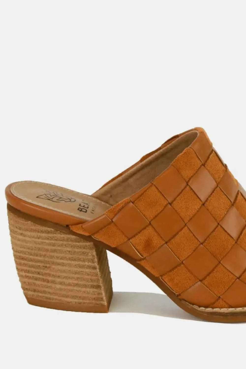 Beast Fashion Woven Checkerboard Block Heel Mule Shoes Beast Fashion Woven Checkerboard Block Heel Mule Shoes