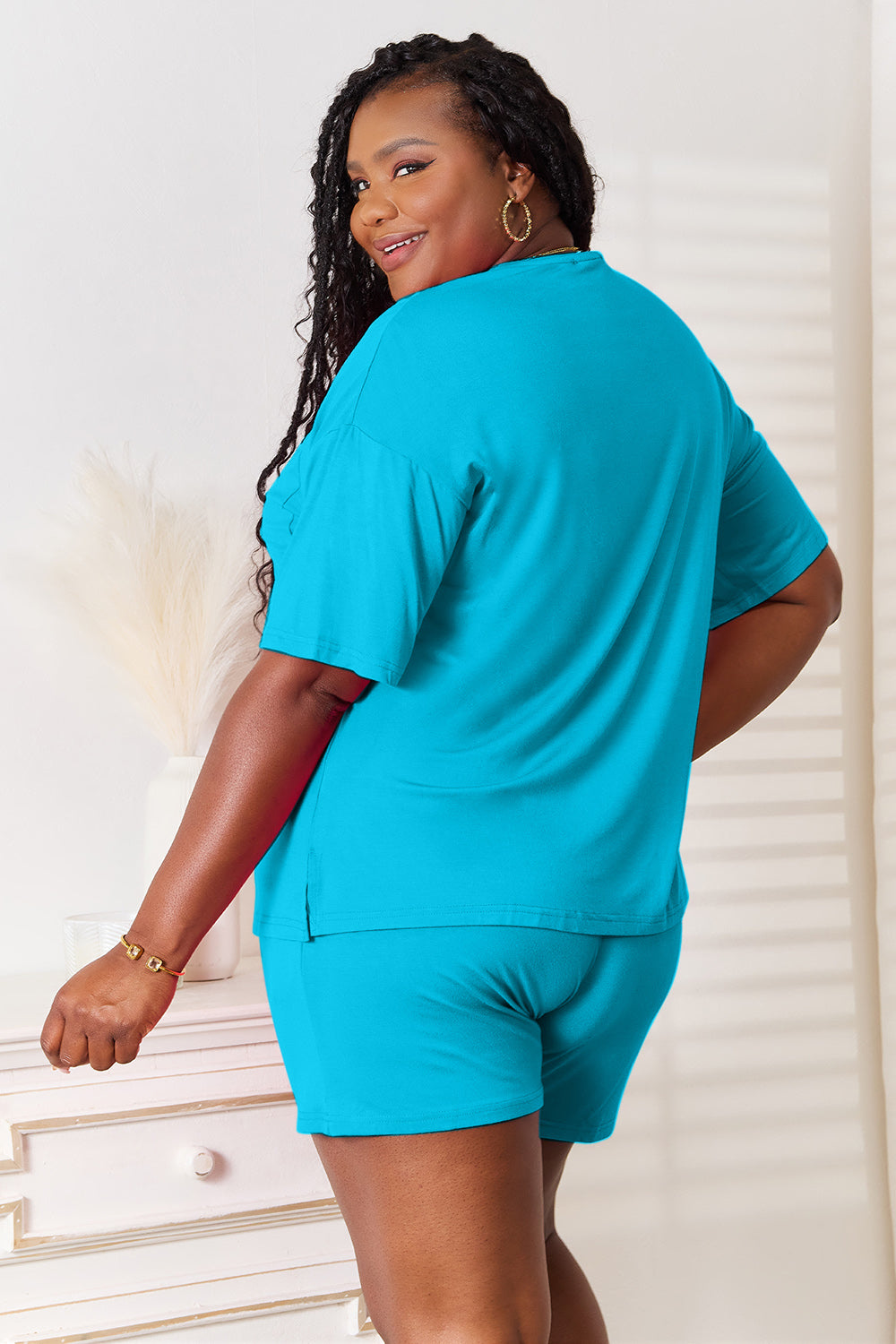 Basic Bae Full Size Soft Rayon Half Sleeve Top and Shorts Set Basic Bae Full Size Soft Rayon Half Sleeve Top and Shorts Set - TopFashionHQ