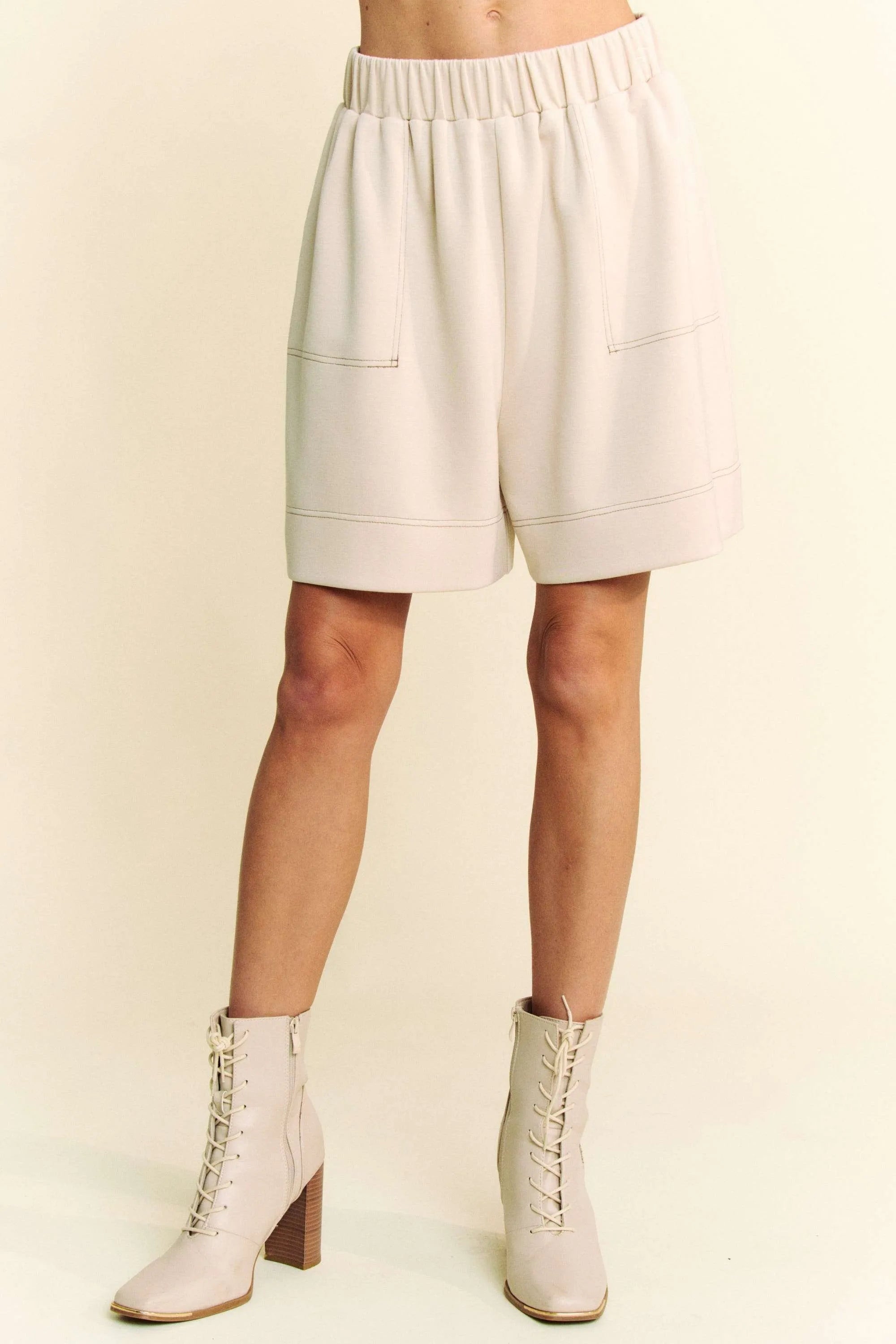 Davi & Dani Contrast Seam Top and Short Set f5b920349605460dab27283b9b86f436-Max-Origin