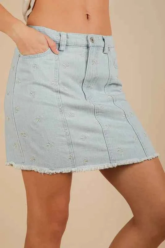 VERY J Bow Printed Casual Denim Mini Skirt VERY J Bow Printed Casual Denim Mini Skirt