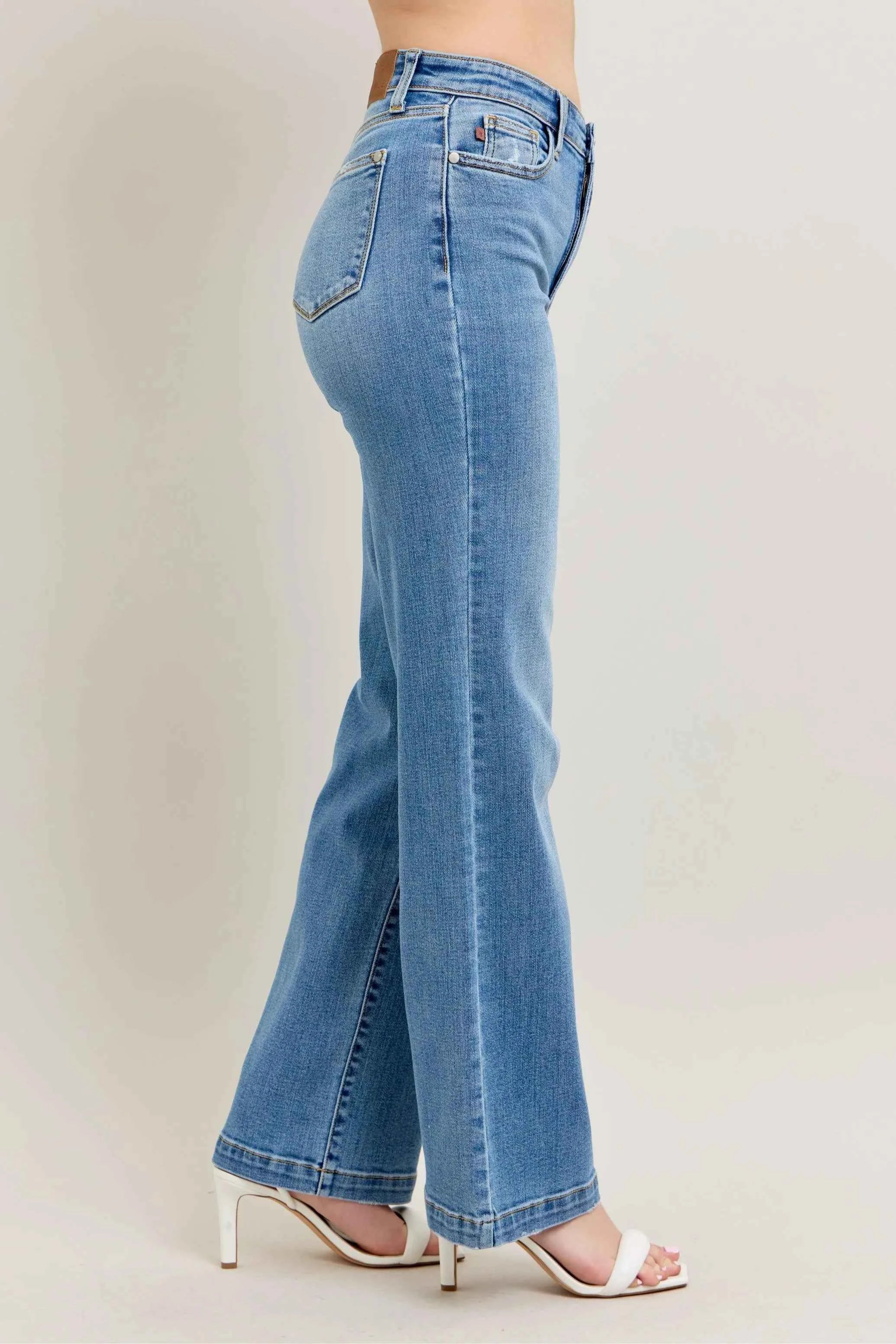 Judy Blue Full Size High Waist Straight Jeans Plus Size Judy Blue Full Size High Waist Straight Jeans Plus Size