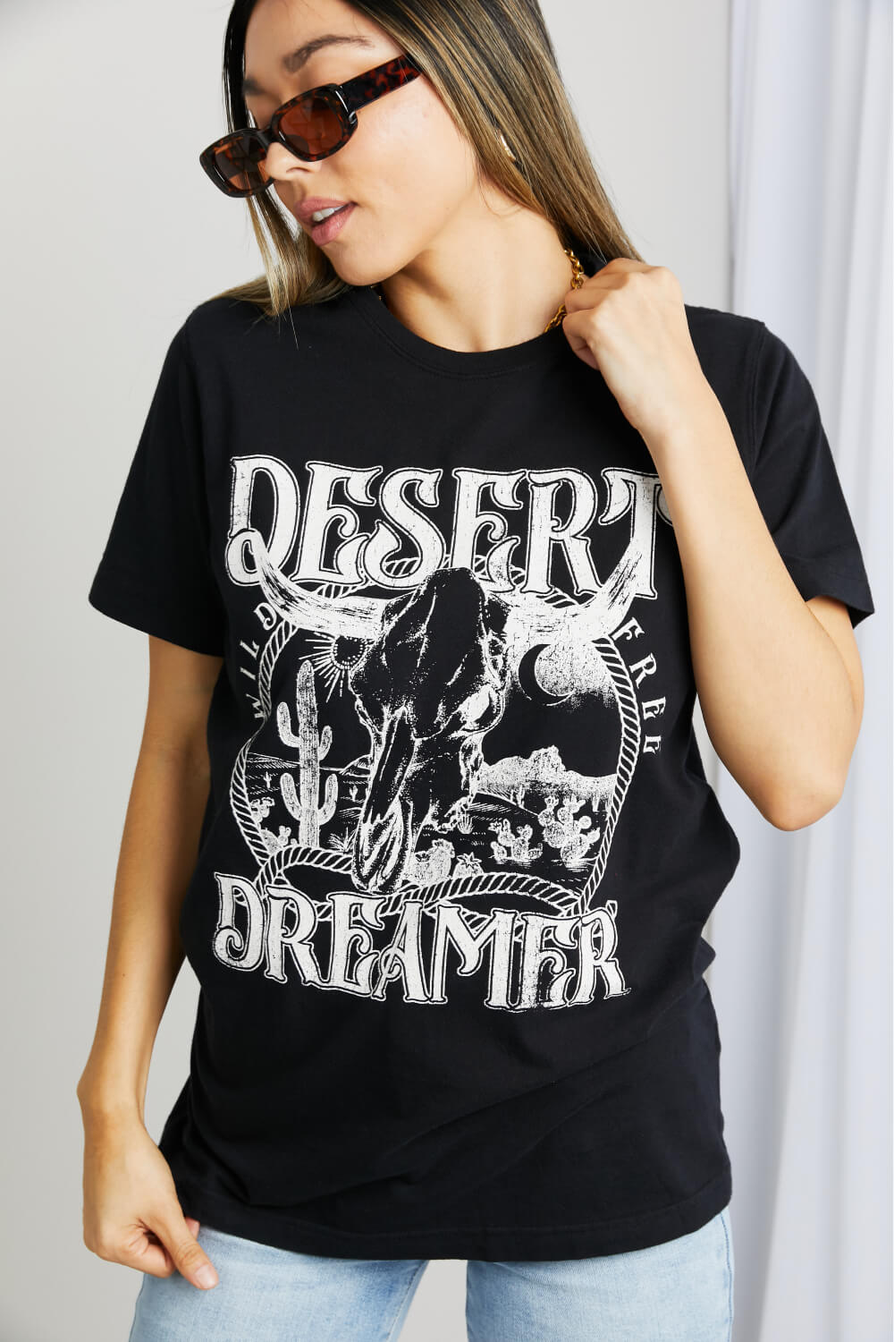 mineB Full Size DESERT DREAMER Graphic Tee mineB Full Size DESERT DREAMER Graphic Tee - TopFashionHQ