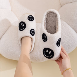 Melody Smiley Face Slippers - TopFashionHQ