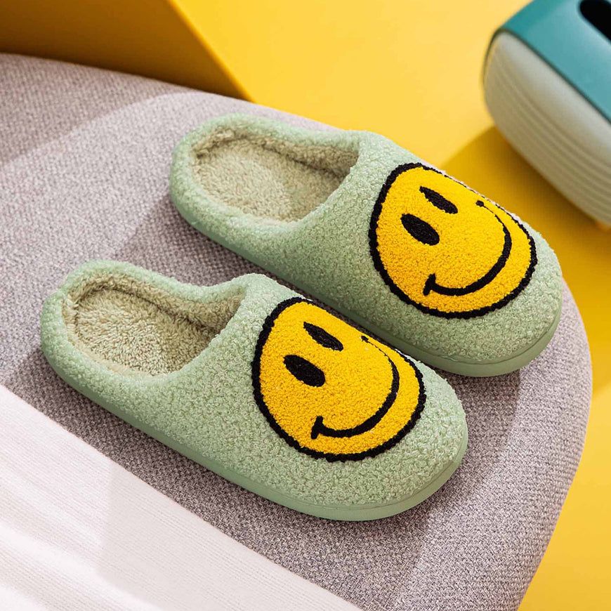 Melody Smiley Face Slippers - TopFashionHQ