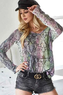 BiBi Snakeskin Print Low Gauge Hacci V Neck Top
