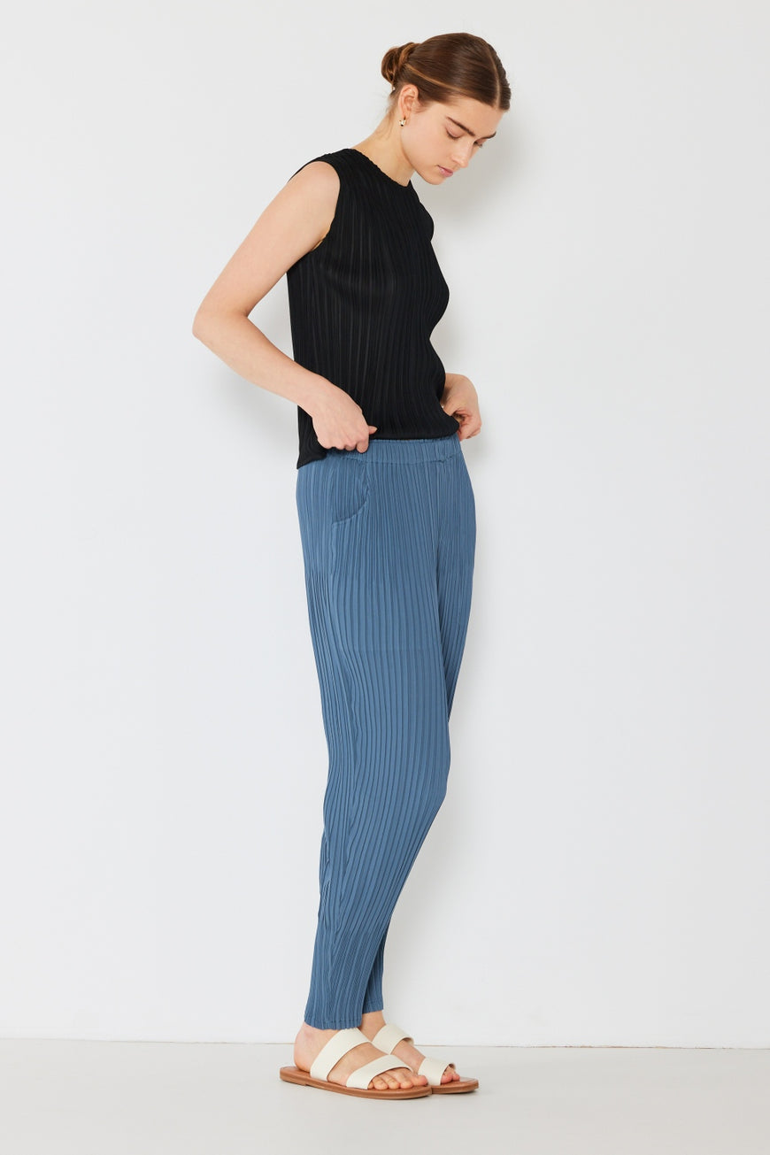 Marina West Swim Pleated Relaxed-Fit Slight Drop Crotch Jogger - TopFashionHQ