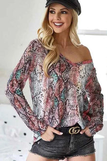 BiBi Snakeskin Print Low Gauge Hacci V Neck Top