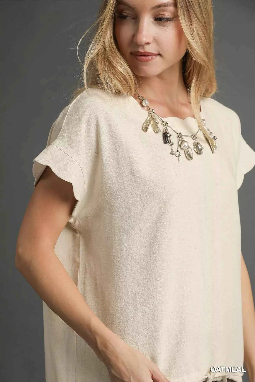 Umgee Linen Scalloped Round Neck Top