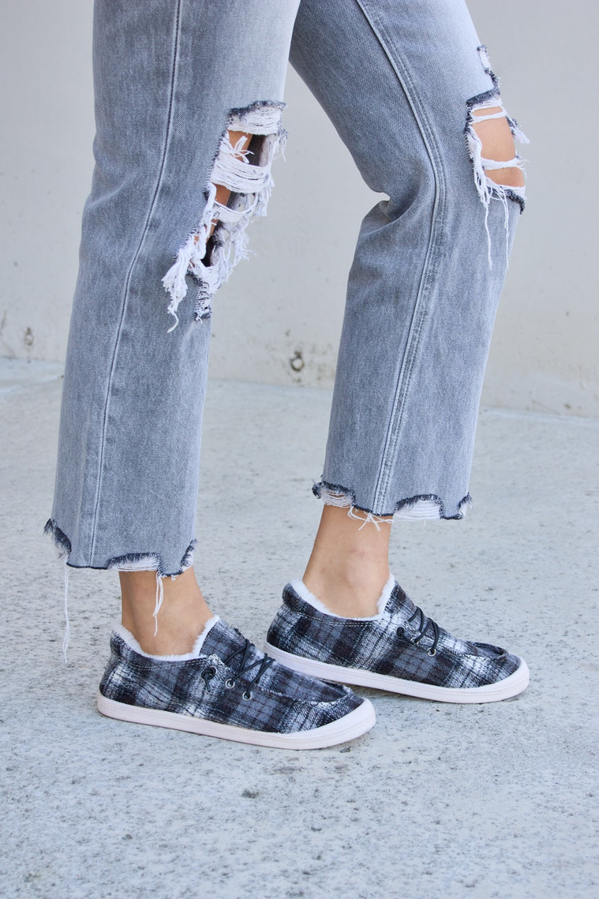 Forever Link Plaid Plush Flat Sneakers - TopFashionHQ