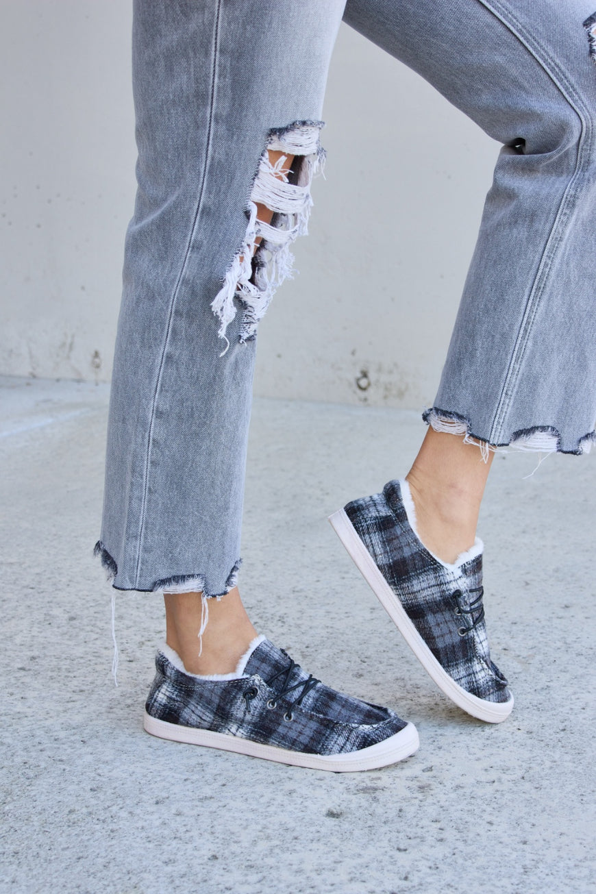 Forever Link Plaid Plush Flat Sneakers - TopFashionHQ