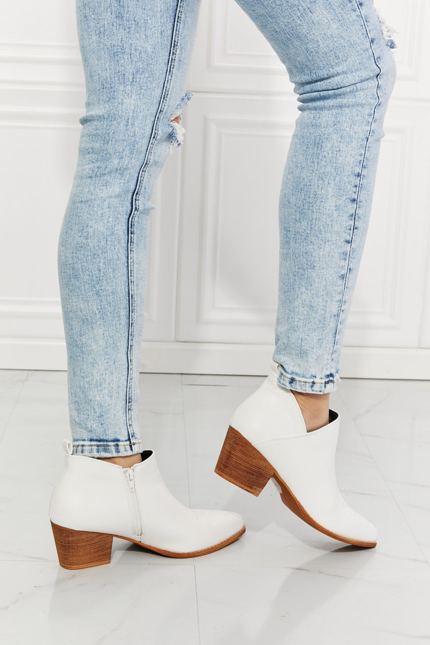 MMShoes Trust Yourself Embroidered Crossover Cowboy Bootie in White - TopFashionHQ