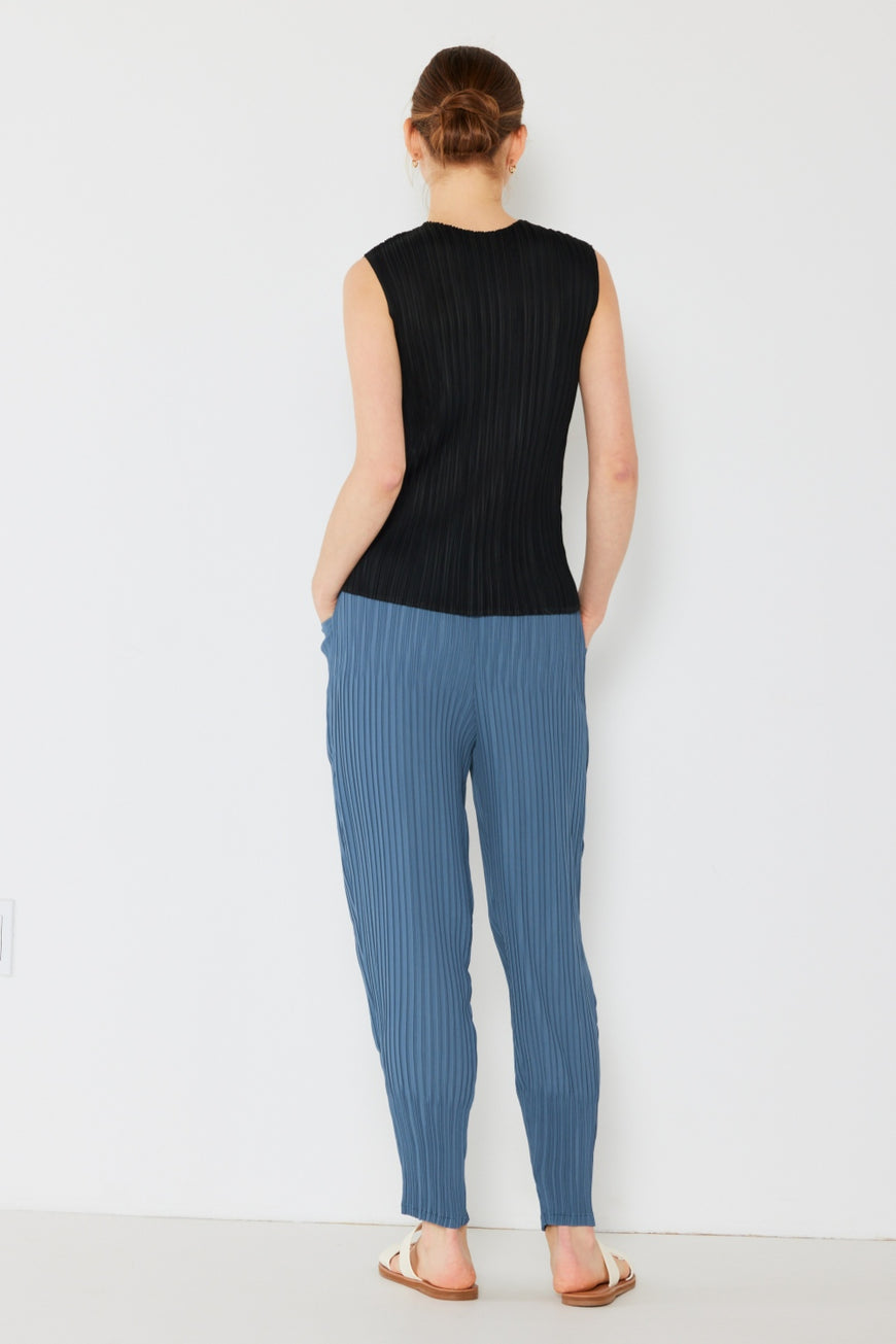 Marina West Swim Pleated Relaxed-Fit Slight Drop Crotch Jogger - TopFashionHQ