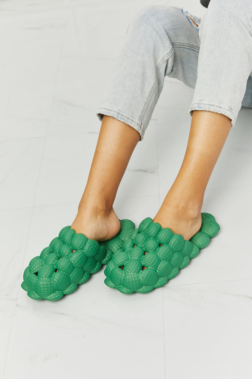 NOOK JOI Laid Back Bubble Slides in Green - TopFashionHQ