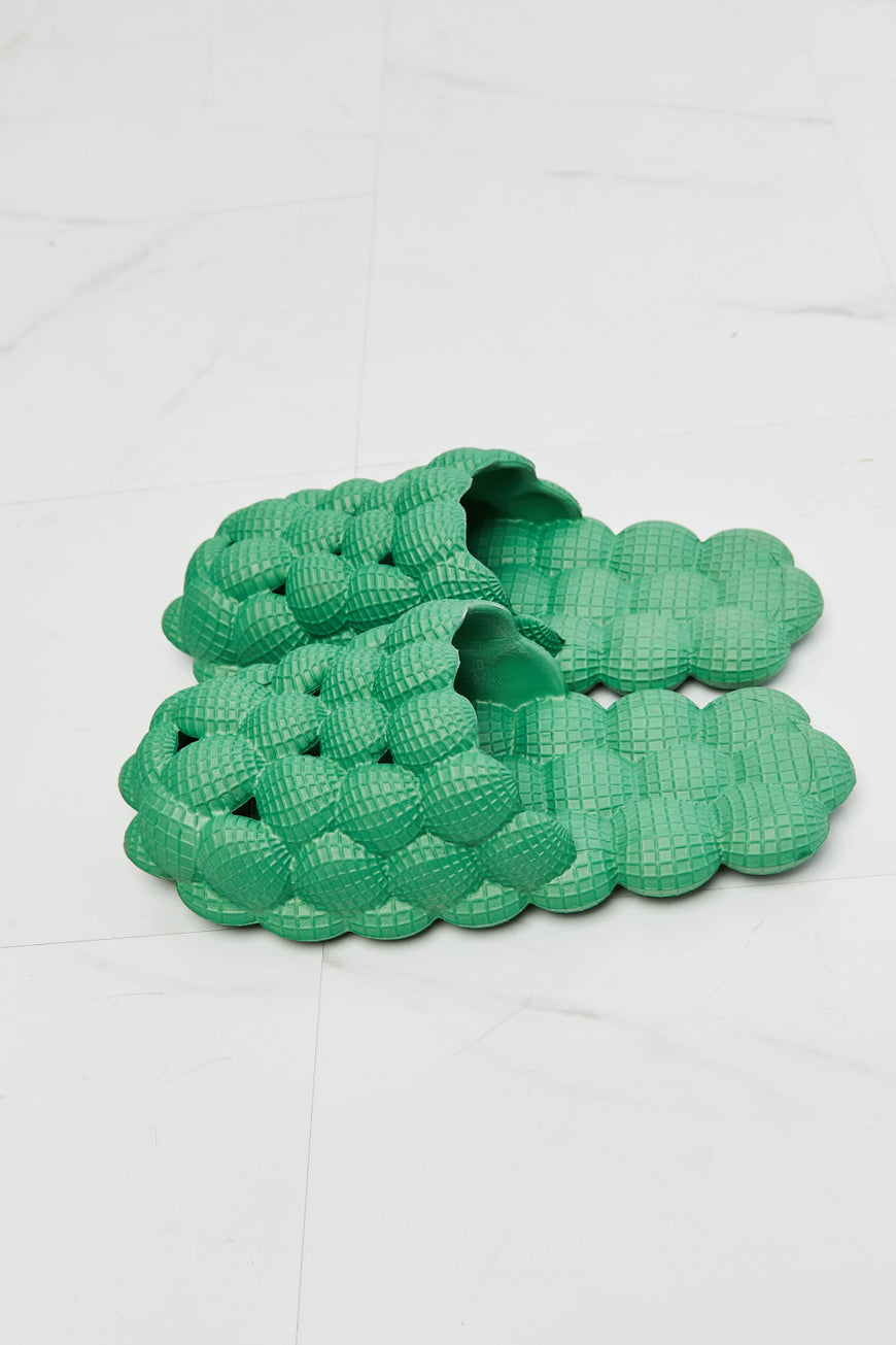 NOOK JOI Laid Back Bubble Slides in Green - TopFashionHQ