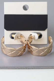 Diamond Quilt Cut Hoop Earrings