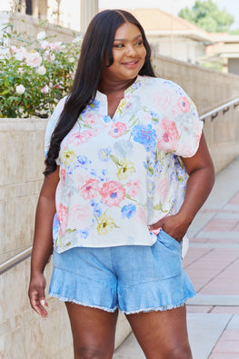 White Birch One And Only Full Size Short Sleeve Floral Print Top - TopFashionHQ